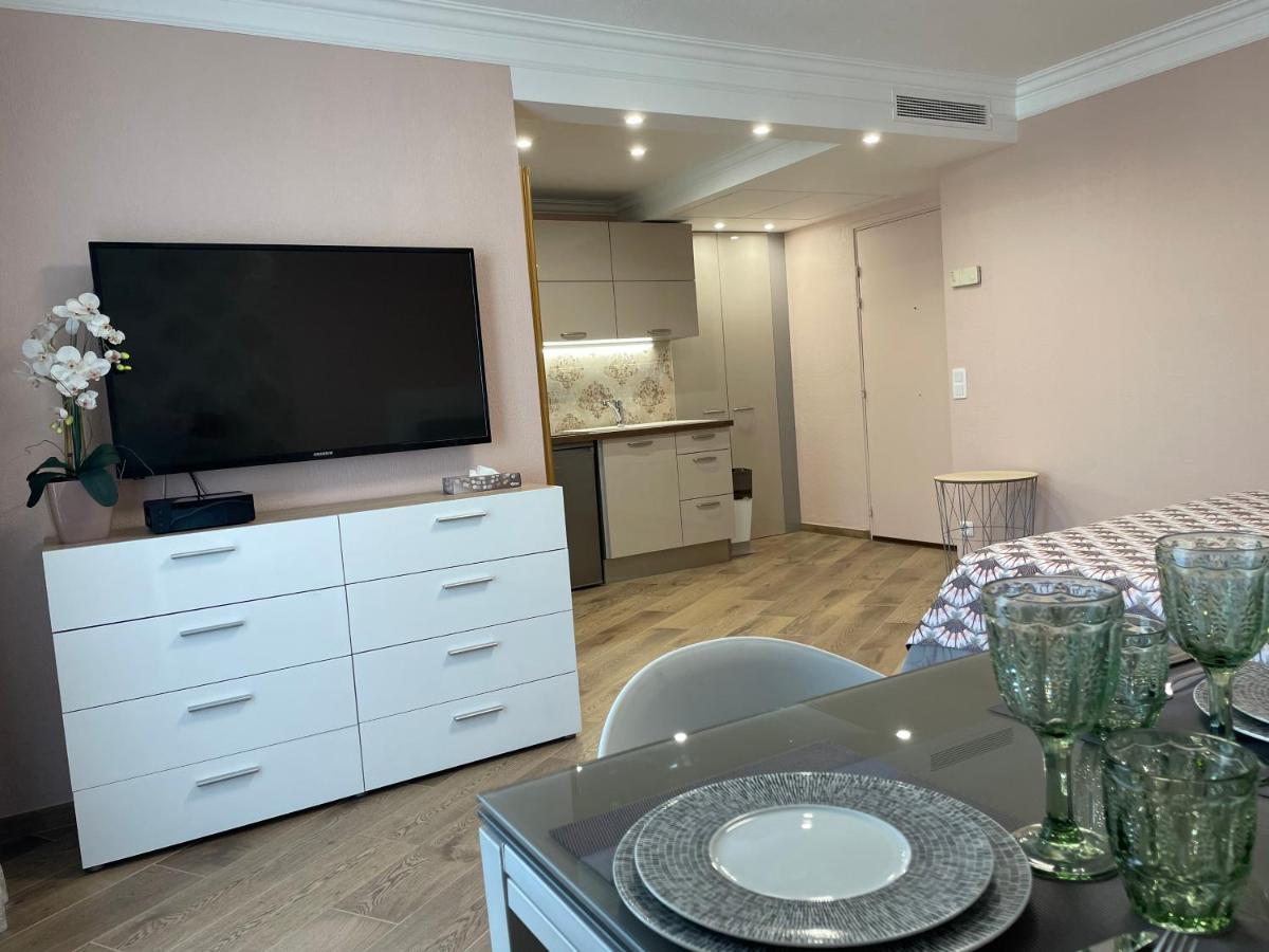 Studio With Swimming Pool 80 Meters Near The Beach Ницца Экстерьер фото